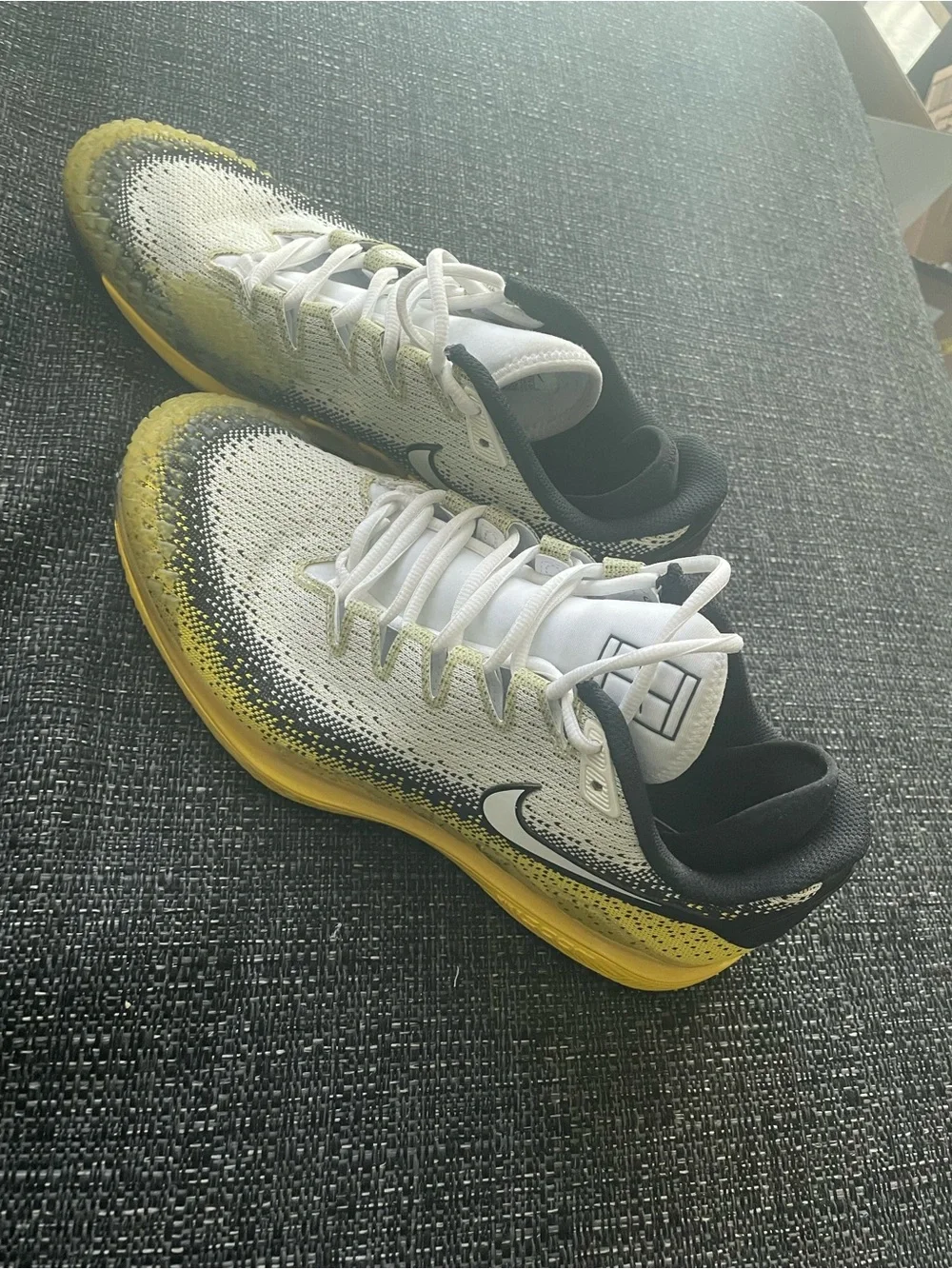 Nike Men's Knit Running Shoes - White, Yellow & Black